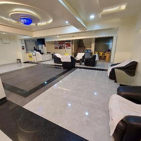 Super Hotel O Happy Homely Stay Near Pune Airport Khadki المظهر الخارجي الصورة
